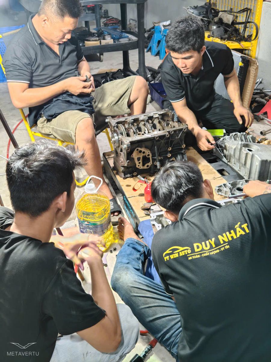 Thay Thế Phụ Tùng Mercedes-Benz Tại PT Win Duy Nhất Auto